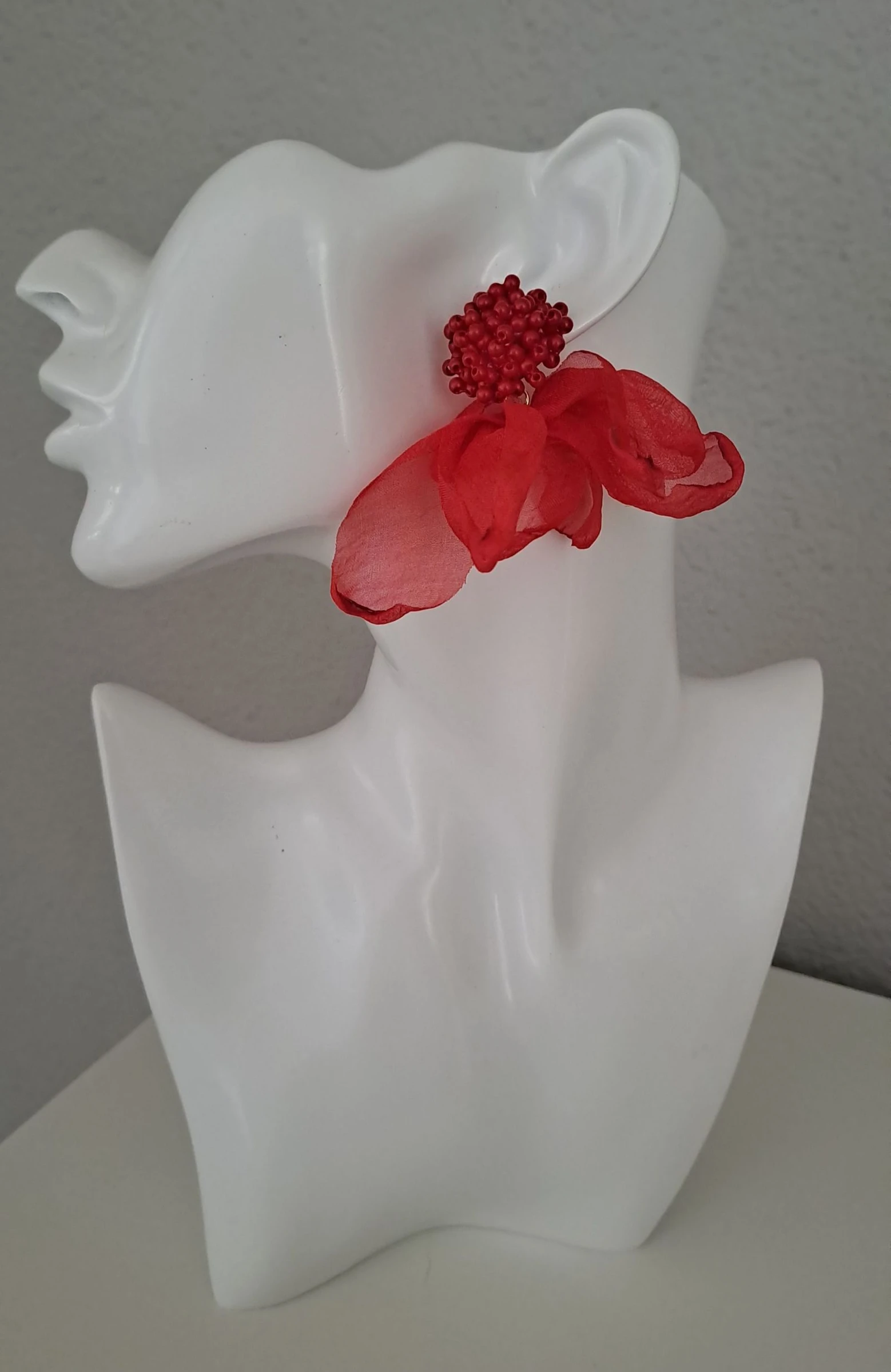 Chiffon oorstekers rood